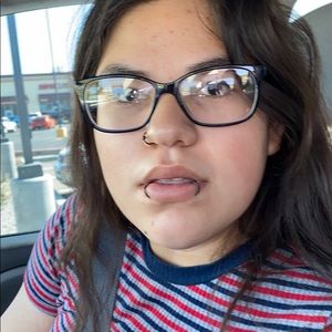 Meet your Posher, Aracely